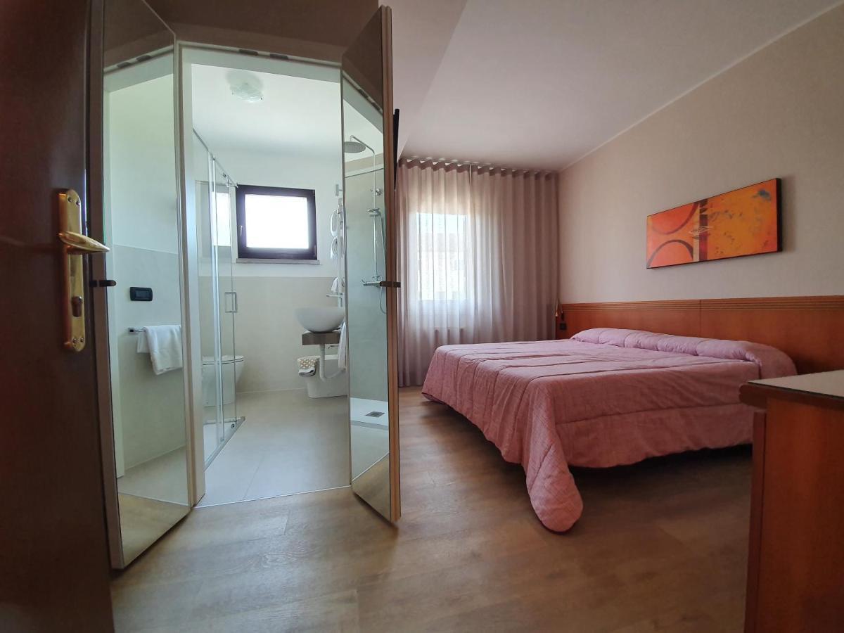 Hotel Prata Verde Prata Di Pordenone ภายนอก รูปภาพ