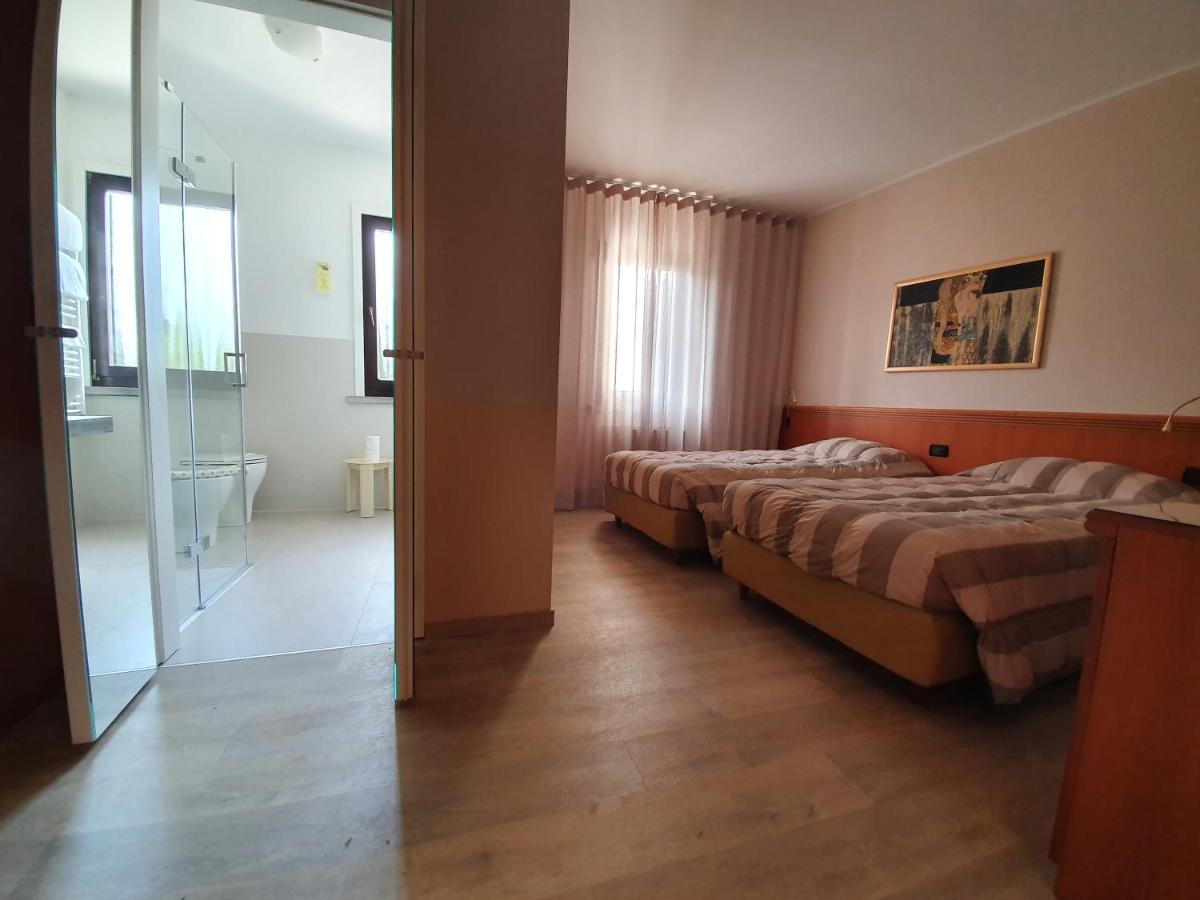 Hotel Prata Verde Prata Di Pordenone ภายนอก รูปภาพ