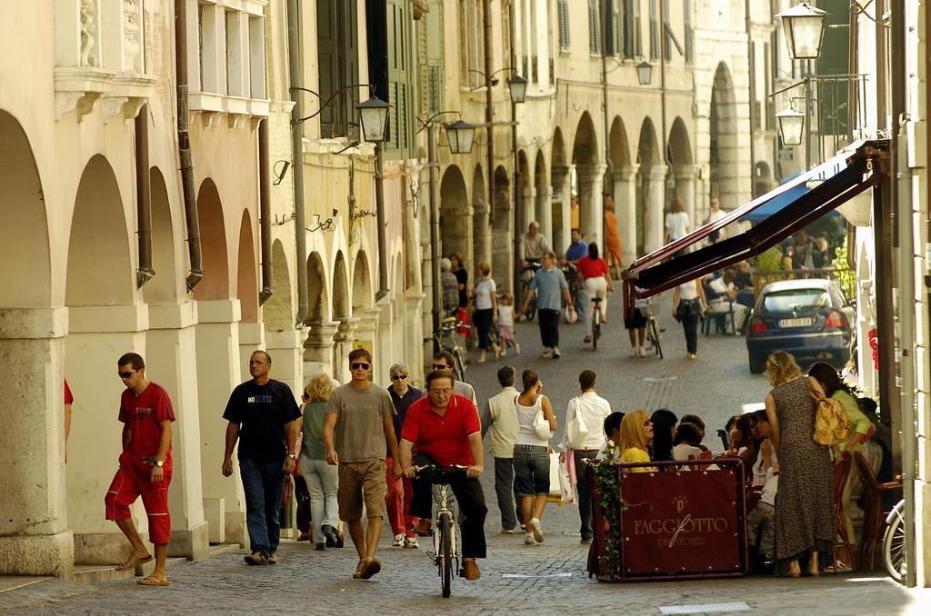Hotel Prata Verde Prata Di Pordenone ภายนอก รูปภาพ