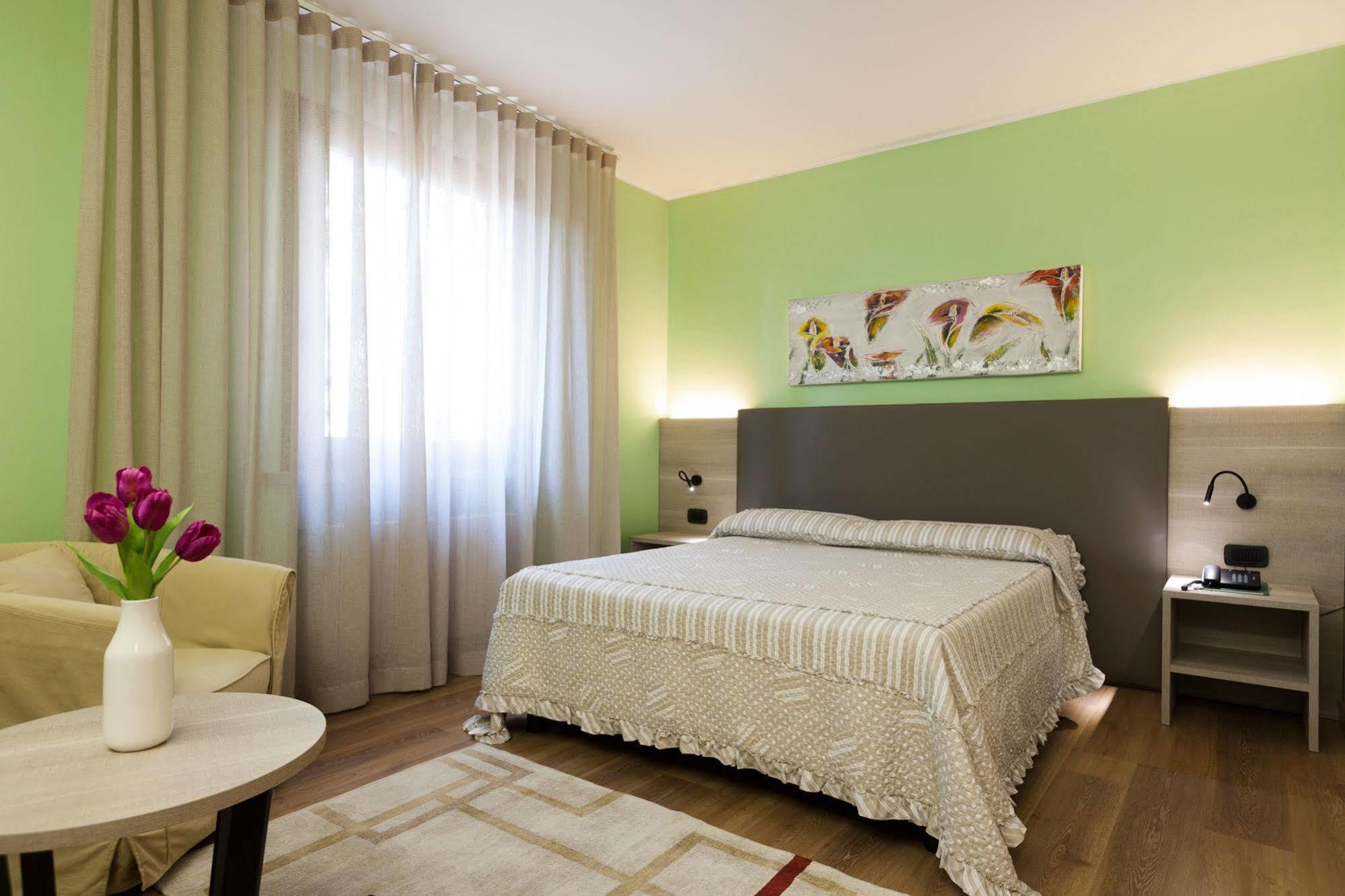 Hotel Prata Verde Prata Di Pordenone ภายนอก รูปภาพ