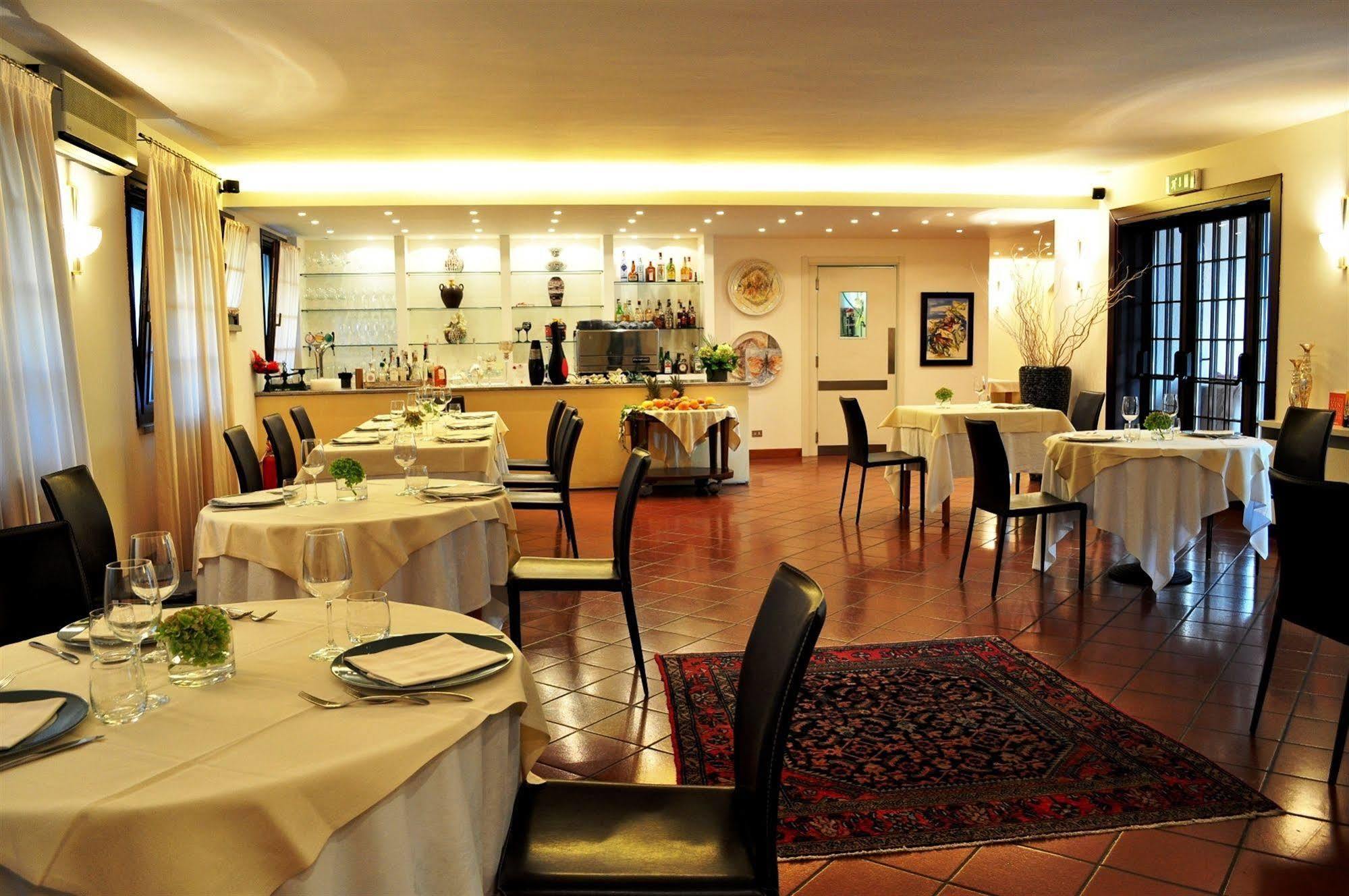 Hotel Prata Verde Prata Di Pordenone ภายนอก รูปภาพ